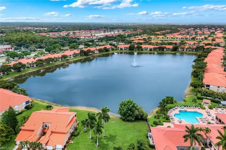 6384 Huntington Lakes Cir 103, Naples, Florida 34119