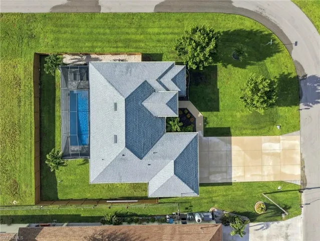 1815 Nw 28th Pl, Cape Coral, Florida 33993
