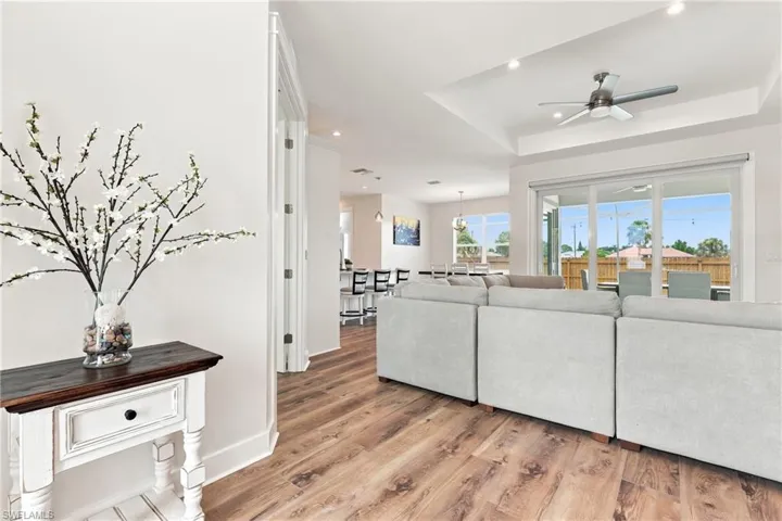1815 Nw 28th Pl, Cape Coral, Florida 33993