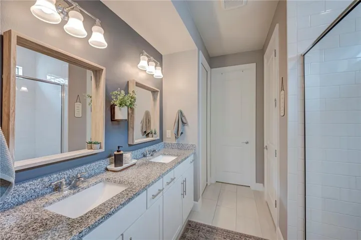 9022 Slade Ter, Fort Myers, Florida 33967