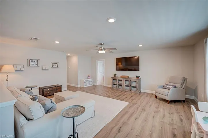 9022 Slade Ter, Fort Myers, Florida 33967
