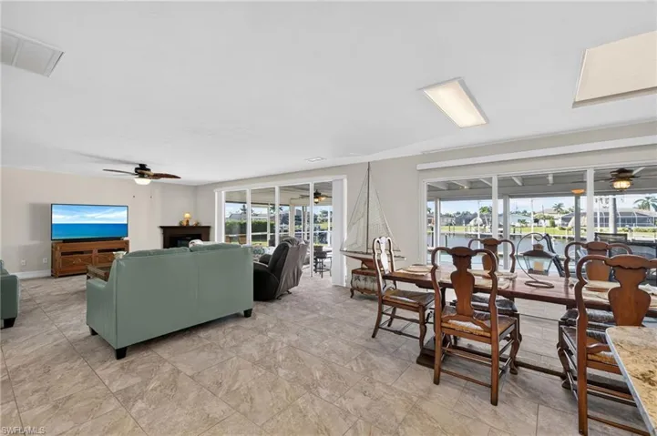 1640 Se 40th St, Cape Coral, Florida 33904