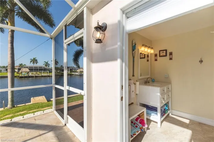 1640 Se 40th St, Cape Coral, Florida 33904