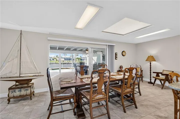 1640 Se 40th St, Cape Coral, Florida 33904