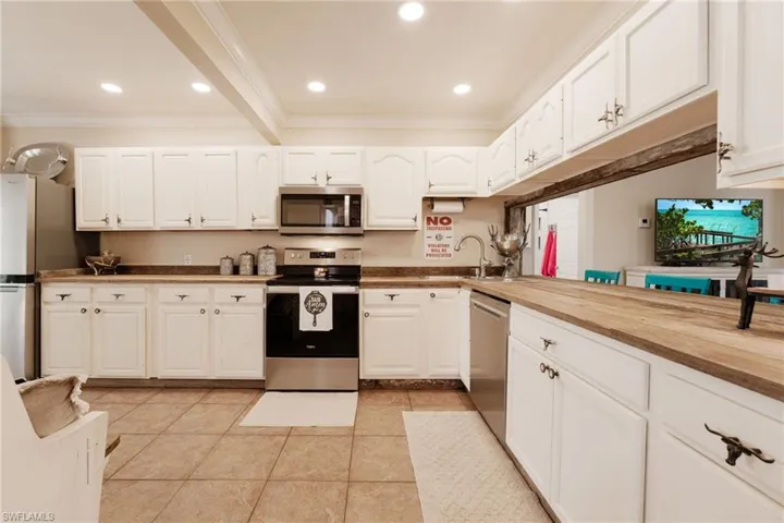 337 W Pasadena  AVE, Clewiston, FL 33440