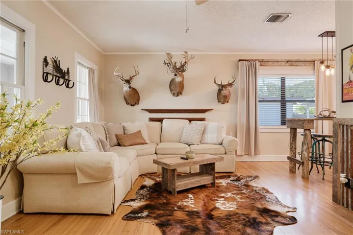 337 W Pasadena  AVE, Clewiston, FL 33440