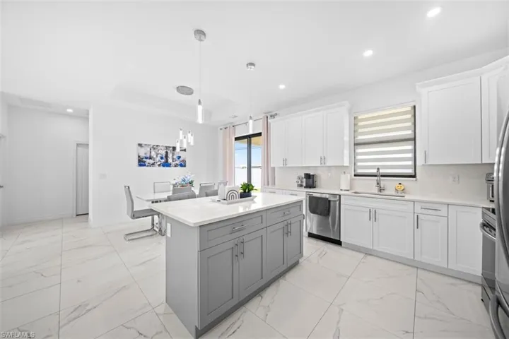 317 Kismet Pkwy E, Cape Coral, Florida 33909