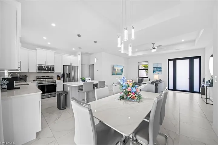 317 Kismet Pkwy E, Cape Coral, Florida 33909