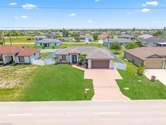 317 Kismet Pkwy E, Cape Coral, Florida 33909