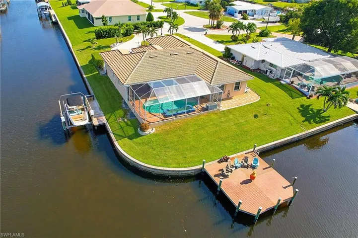 3126 Se 17th Ave, Cape Coral, Florida 33904