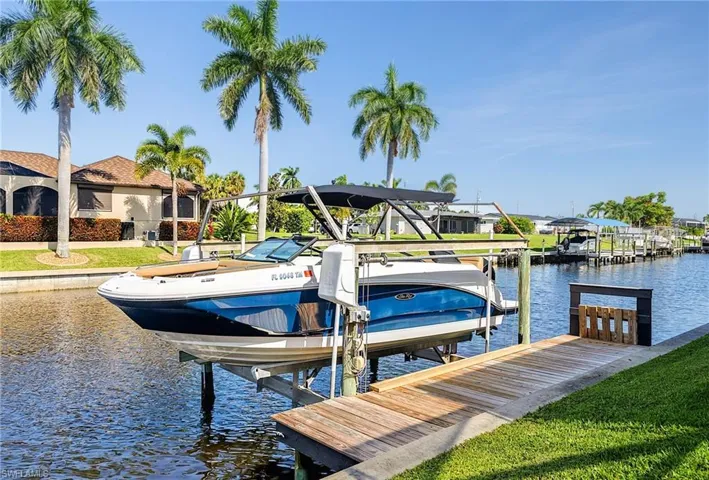 3126 Se 17th Ave, Cape Coral, Florida 33904