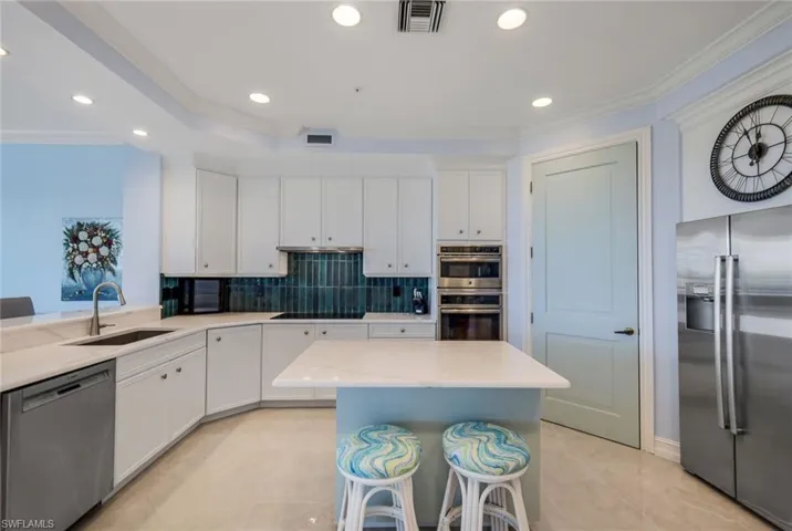 4811 Island Pond Ct 302, Bonita Springs, Florida 34134