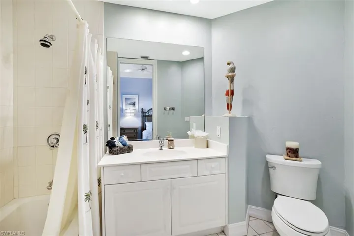 4811 Island Pond Ct 302, Bonita Springs, Florida 34134