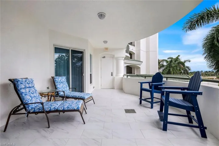 4811 Island Pond Ct 302, Bonita Springs, Florida 34134