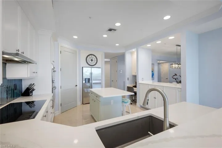 4811 Island Pond Ct 302, Bonita Springs, Florida 34134