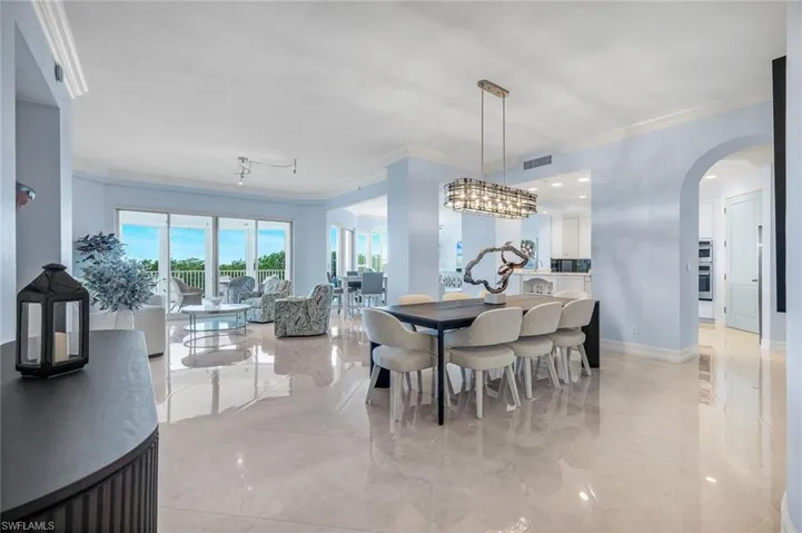 4811 Island Pond Ct 302, Bonita Springs, Florida 34134