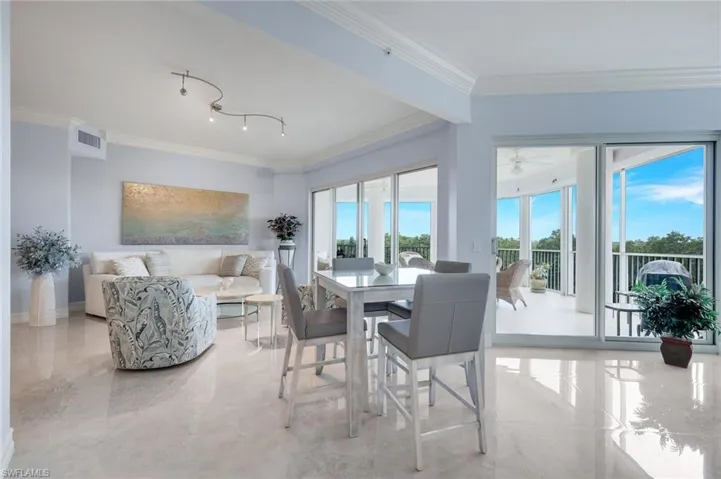 4811 Island Pond Ct 302, Bonita Springs, Florida 34134