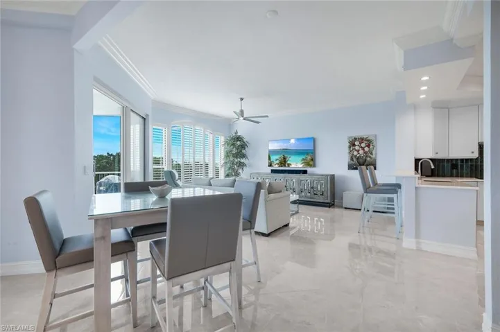 4811 Island Pond Ct 302, Bonita Springs, Florida 34134