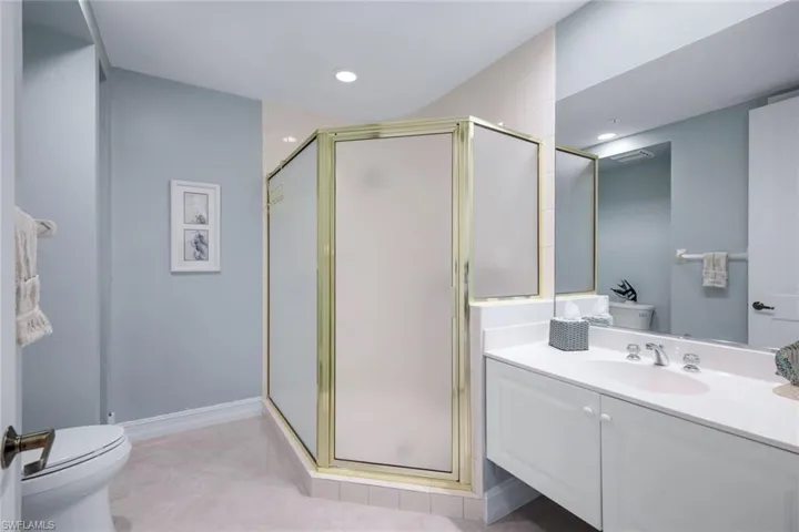 4811 Island Pond Ct 302, Bonita Springs, Florida 34134