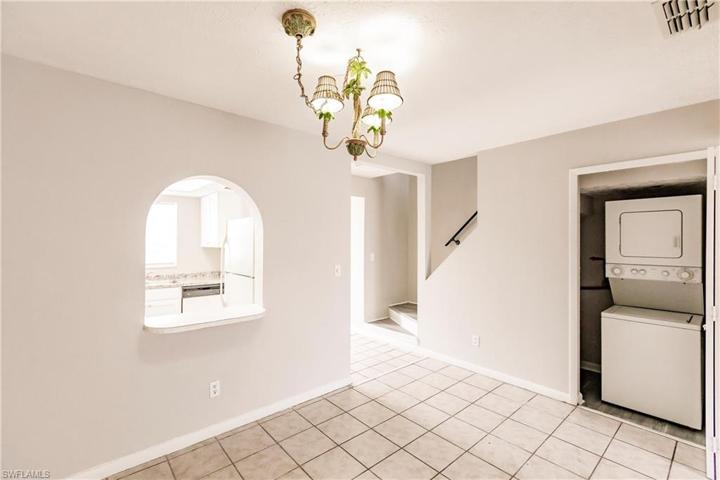 1123 SW 48th  TER, CAPE CORAL, FL 33914