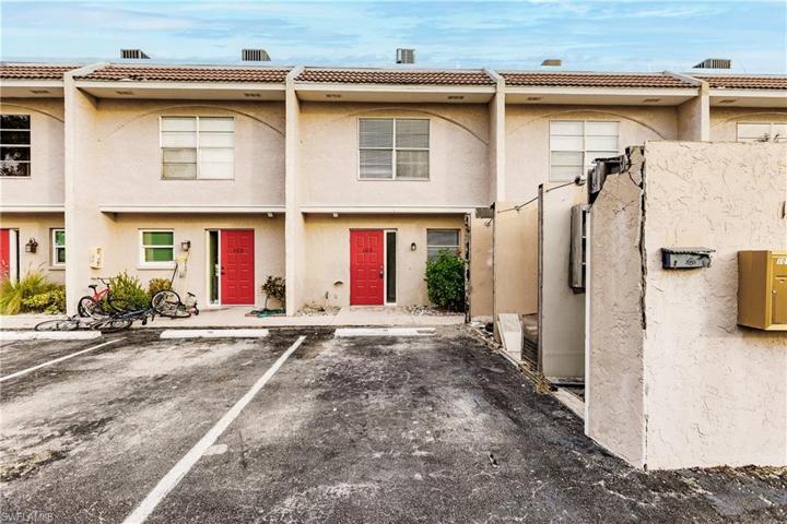 1123 SW 48th  TER, CAPE CORAL, FL 33914
