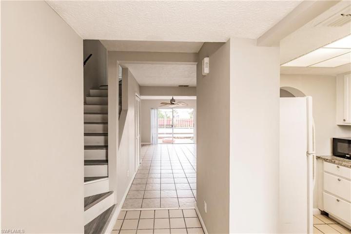1123 SW 48th  TER, CAPE CORAL, FL 33914