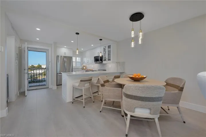 57  High Point W CIR, Naples, FL 34103