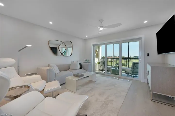 57  High Point W CIR, Naples, FL 34103