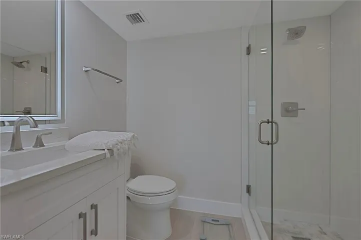 57  High Point W CIR, Naples, FL 34103