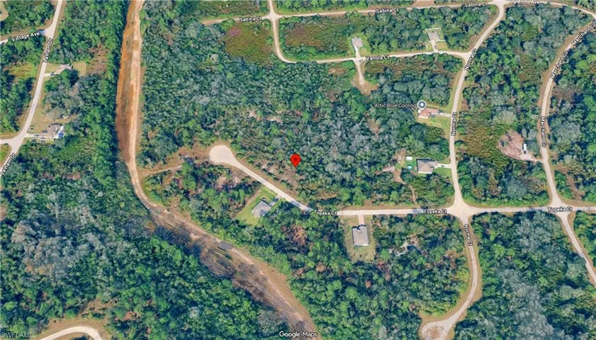 668 Topeka Ct, Lehigh Acres, Florida 33972