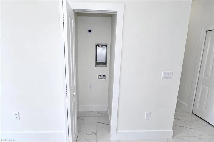 465 Windermere Dr, Lehigh Acres, Florida 33972