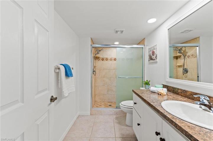 MASTER BATHROOM WALK IN SHOWER