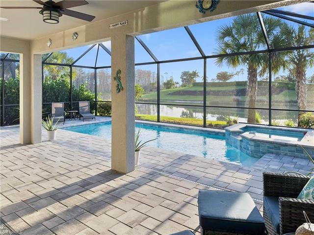 Plenty of outdoor space for entertaining!