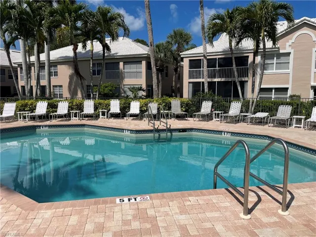 Community Pool, Spa and Clubhouse Facilities
