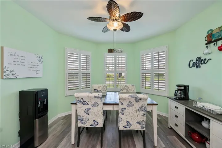 Decorative BAY windows in the kitchen with lots of natural light!