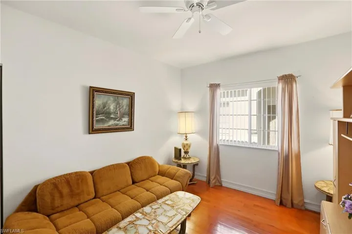 511  Joseph  CT, Naples, FL 34104