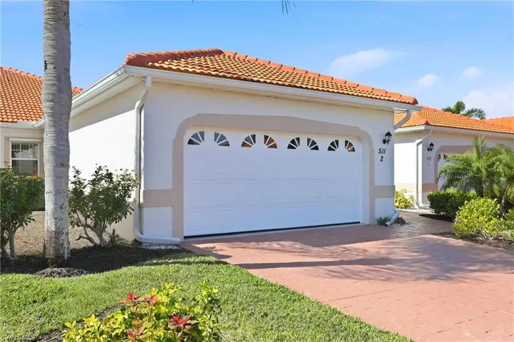 511  Joseph  CT, Naples, FL 34104