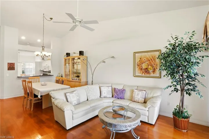 511  Joseph  CT, Naples, FL 34104