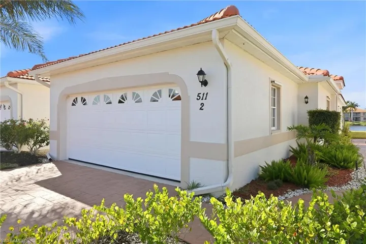511  Joseph  CT, Naples, FL 34104