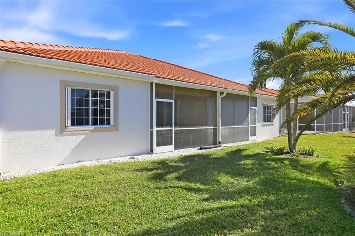511  Joseph  CT, Naples, FL 34104