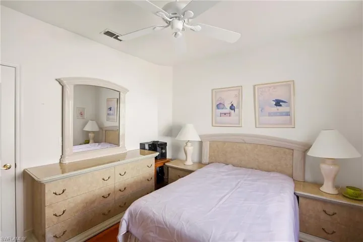 511  Joseph  CT, Naples, FL 34104