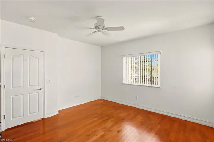 511  Joseph  CT, Naples, FL 34104