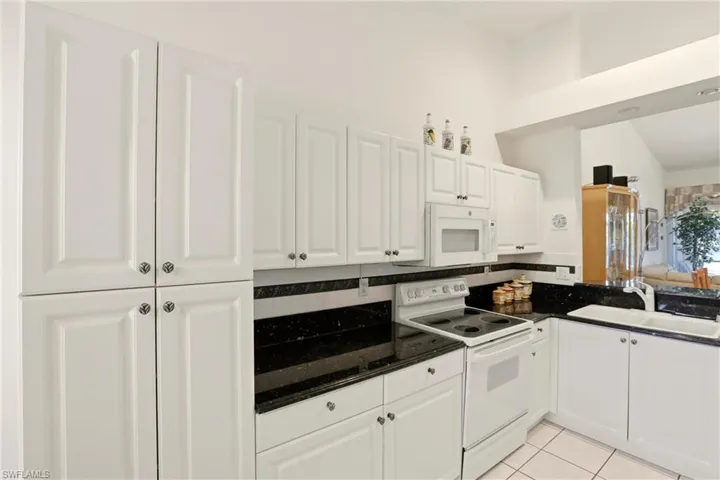511  Joseph  CT, Naples, FL 34104