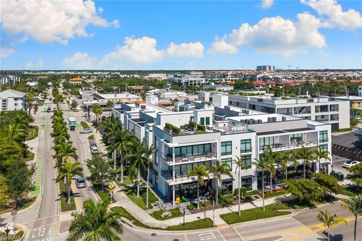 850  Central  AVE, Naples, FL 34102