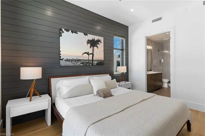 850 Central Ave 311, Naples, Florida 34102