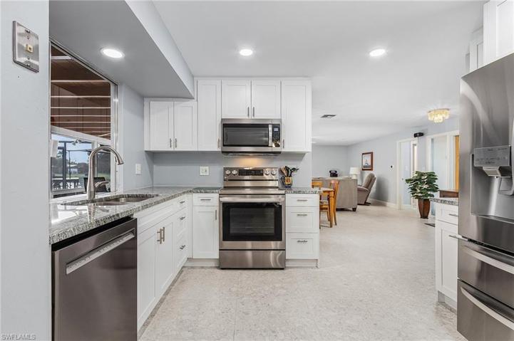 13737 Ox Bow RD, FORT MYERS FL 33905