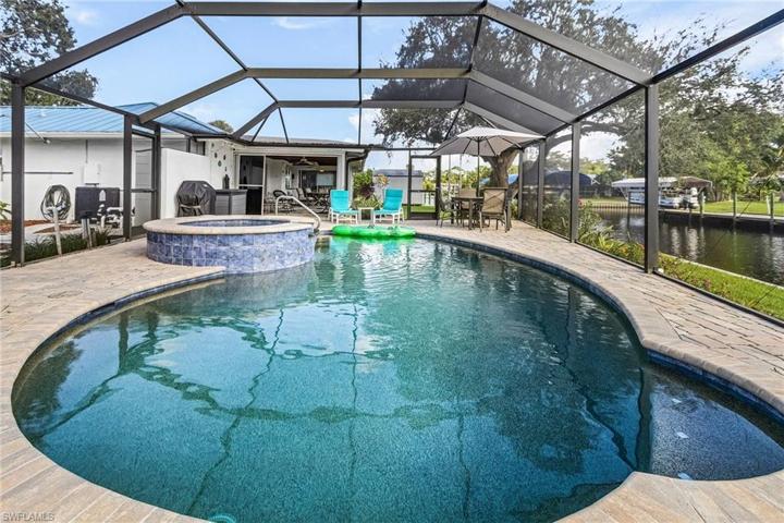 13737 Ox Bow RD, FORT MYERS FL 33905