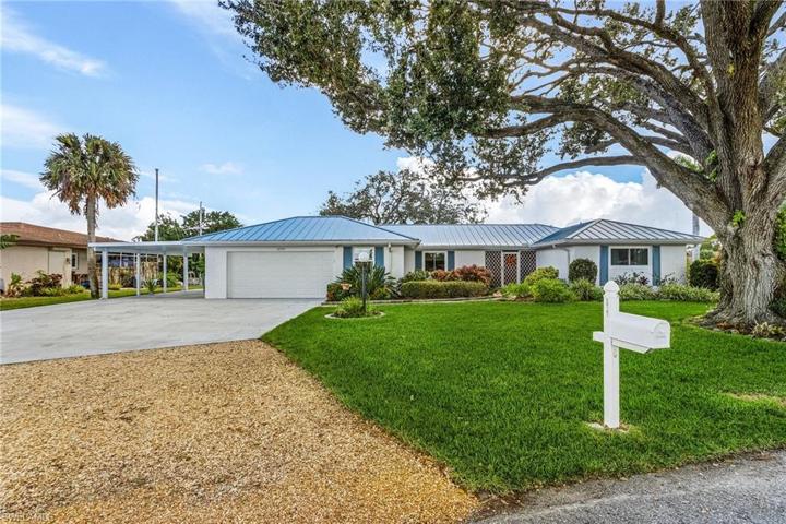 13737 Ox Bow RD, FORT MYERS FL 33905
