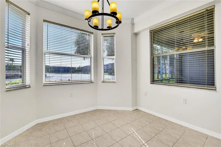 Breakfast Nook with Lake View