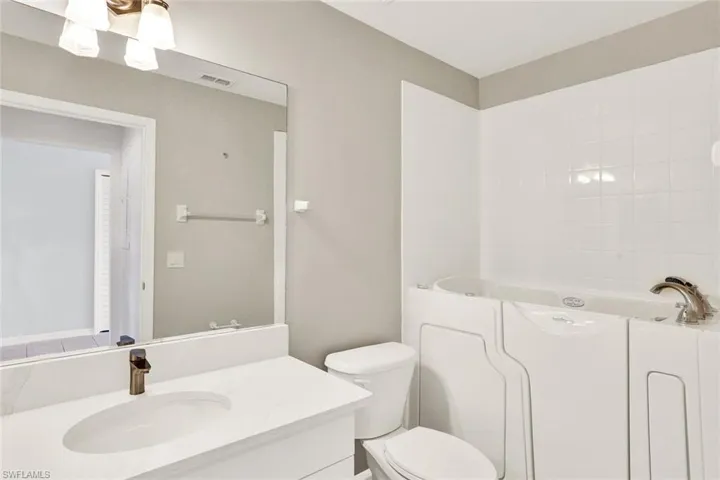 Guest Bath w/Wal-In Tub
